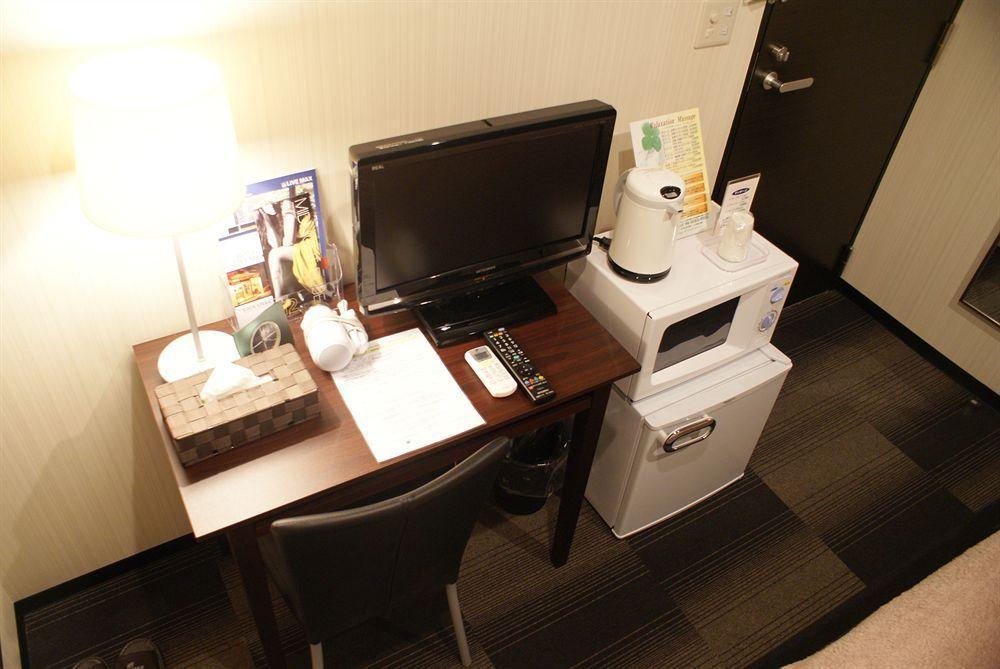 Hotel Livemax Budget Shinosaka Esterno foto